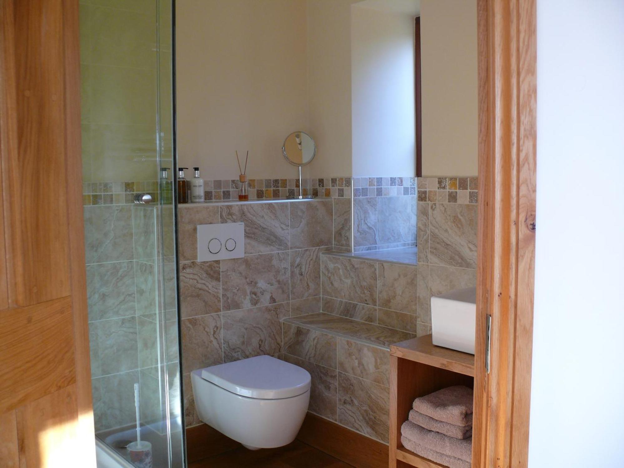 Deluxe Double Room with Shower
